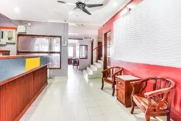 Spot On 89626 Hotel Dinar