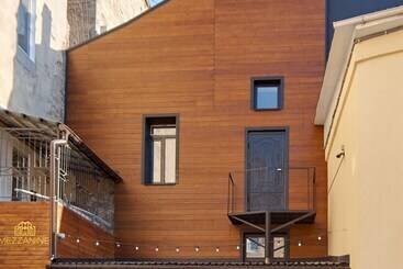 Apartmanszálloda Mezzanine White