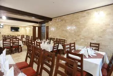 Villas Pensiunea Elemar