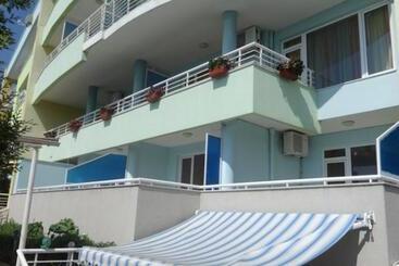 Perla Apartments