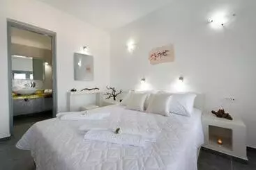 هتل Pancratium Villas & Suites