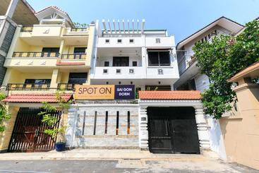 Hostel Spot On 695 Sai Gon Dorm