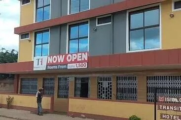 هتل Isiolo Transit