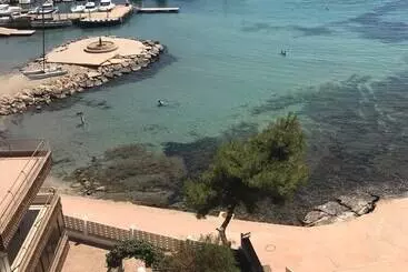 First Line Beach Apartment Alicante