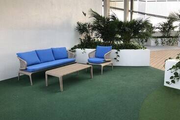 דירות לתיירים Almas Suites By Iconic Bliss