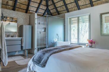 Hotel Molapo Safari’s