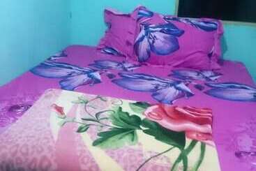 هتل Penginapan Biringta