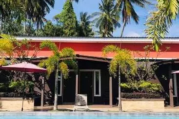 Hotelli Villa Abadi Resort