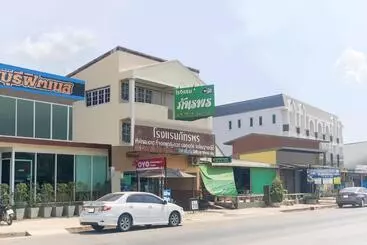 Pattaraporn Hotel By Oyo Rooms