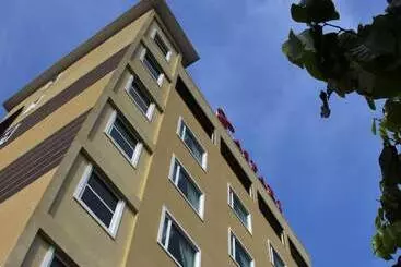 هتل Caspari