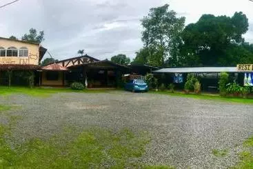 ペンション Black Lion Inn