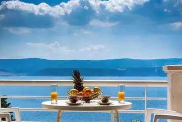 Turistihuoneistot Adria Croatica