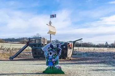 Turistihuoneistot Luxurious Apartment In Medebach Near Public Pool