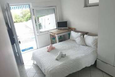 شقق خاصة سياحية Apartment Roškar