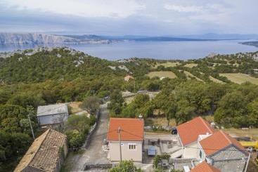 آپارتمان‌های توریست‌ها House Elwira