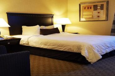 فندق Best Western Hazlet Inn