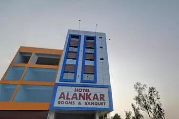 Hotell Treebo Alankar Hoshangabad Road