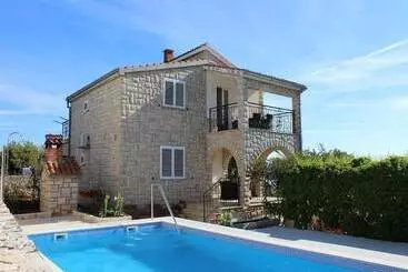 Apartamentos turísticos Apartment Villa Jakov
