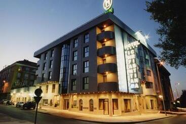 فندق Infanta Cristina