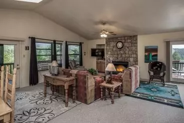 Huoneisto New Mexico Mountain Retreat Three Bedroom Cabin