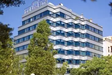 هتل Abba Sants