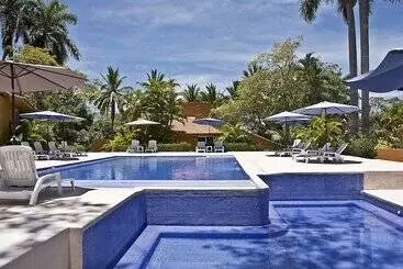 Hotel Ixzi Plus