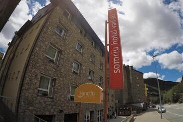 Somriu Hotel Vall Ski