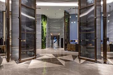 Otel Wellton International