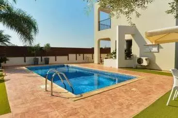 Appartements touristiques Protaras Beachfront Villa