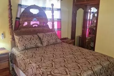 آپارتمان‌های توریست‌ها Bev Rosevilla