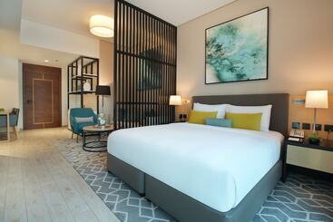 Отель Millennium Executive Apartments Mont Rose