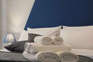 تختخواب و صبحانه Scaramantico Rooms