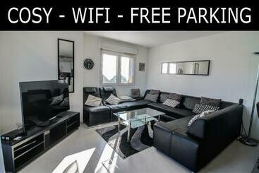 شقق خاصة سياحية Design Apartment Near Geneva