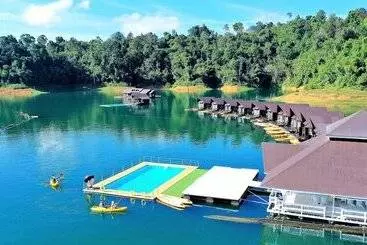 Hotel 500 Rai Khao Sok Floating Resort