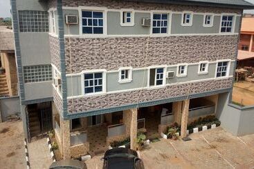 Jam Bed Hotel And Suites Abeokuta