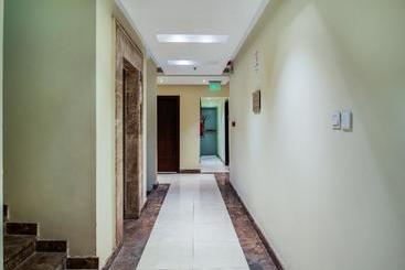 Отель Oyo 200 Majestic Homes