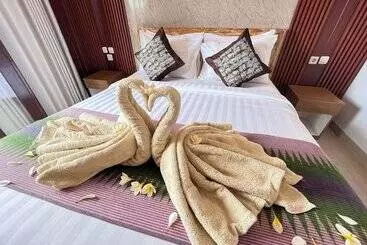 هتل Krisna Guest House & Bungalow