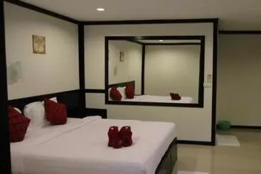 هتل Love You Resort