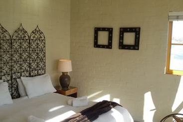 Turistlägenheter Raaswater Self Catering