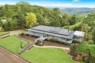 Bed and Breakfast Avocado Grove Bnb