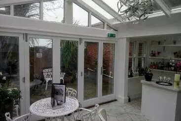 Majatalo Jireh House