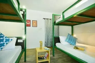 Alberg Zostel Barot