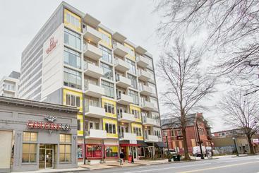 هتل آپارتمان Sonder At 549 Peachtree