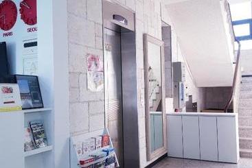 Hostel Stay Now Jongnofortune Hostel