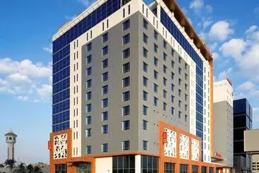 ホテル Adagio Jeddah City Center