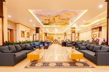 هتل Sun And Sea Leisure