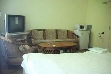 هاستل B&b Aktau не отель