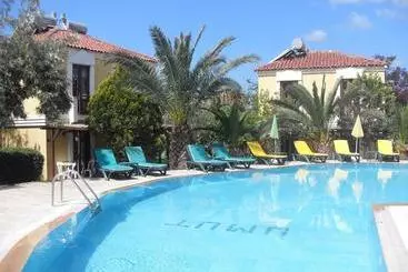 Gondol Apartments
