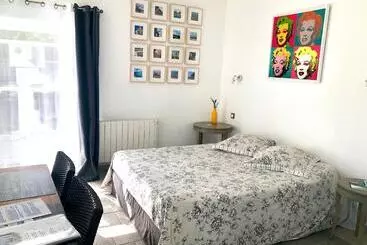 ベッドアンドブレックファースト Chambre Pomme Cannelle Premium Aux Portes De Bayeux Normandie 2 Pers