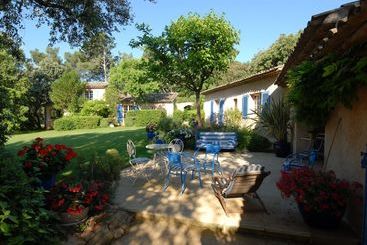 مبيت وإفطار La Ferme